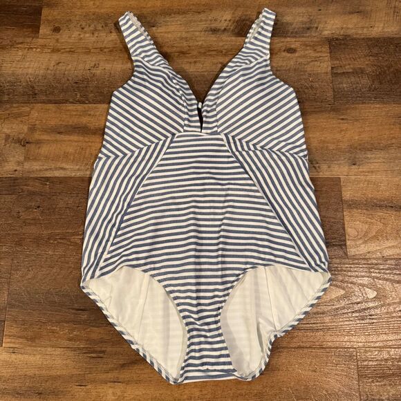 Time and Tru Blue Striped 1 Piece Swimsuit Plus Sz 1X (16W-18W) Coastal Nautical - Picture 1 of 5